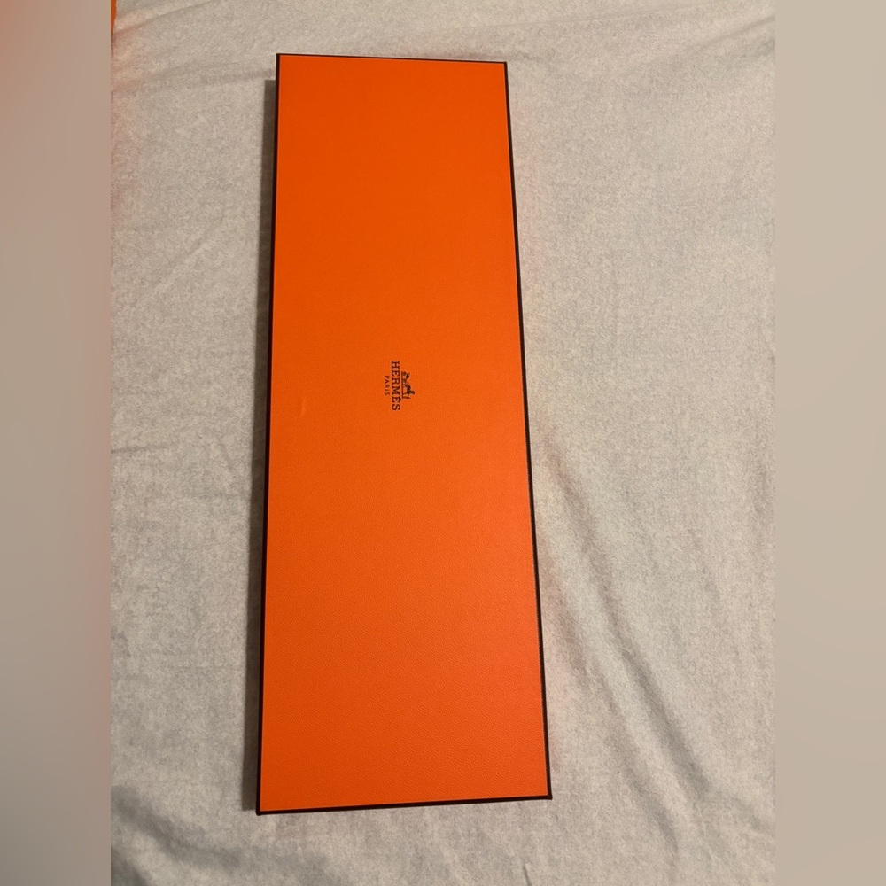 Hermes tie box with tissue paper